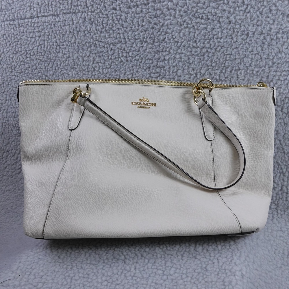 Coach Ava Tote Chalk White Crossgrain Leather Shoulder Bag F57526